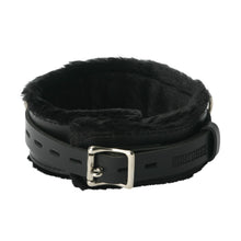 Load image into Gallery viewer, Strict Leather Premium Fur Lined Locking Collar- SM